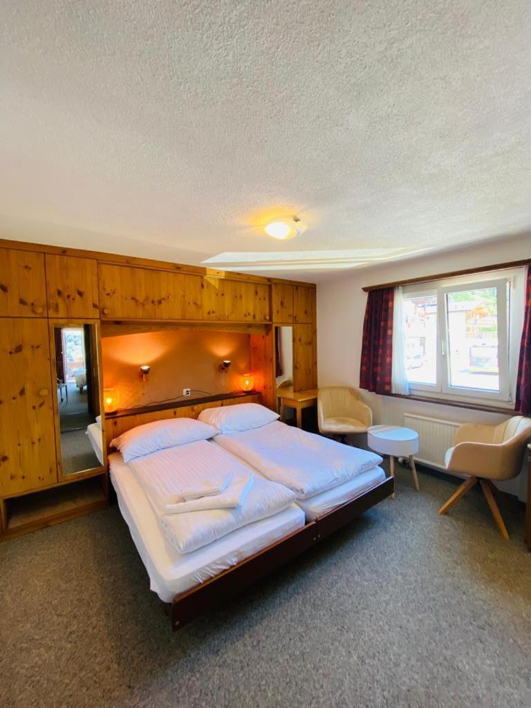 Hotel Old Jnn クロスタース エクステリア 写真