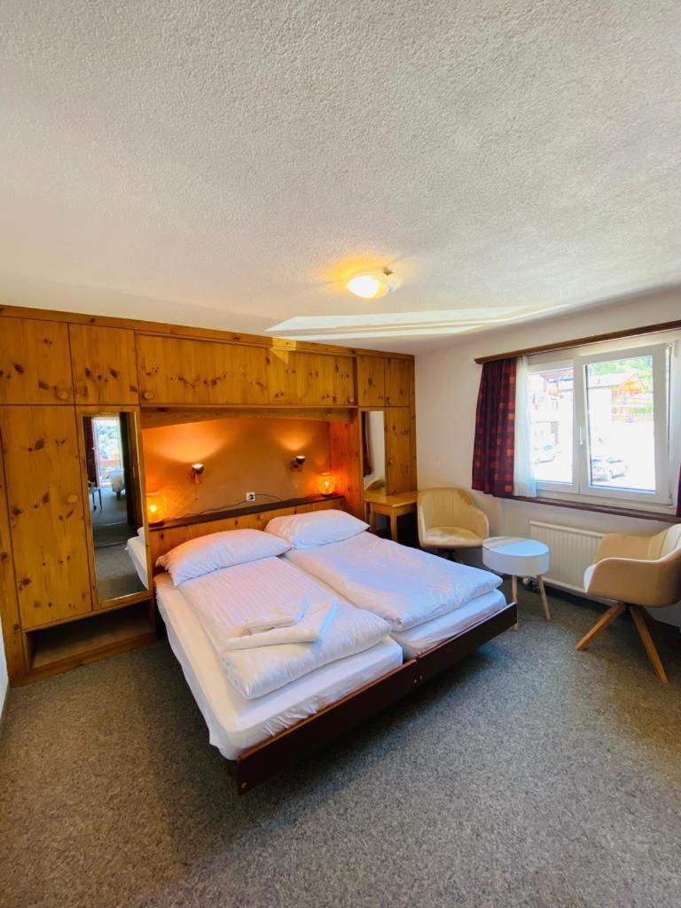 Hotel Old Jnn クロスタース エクステリア 写真