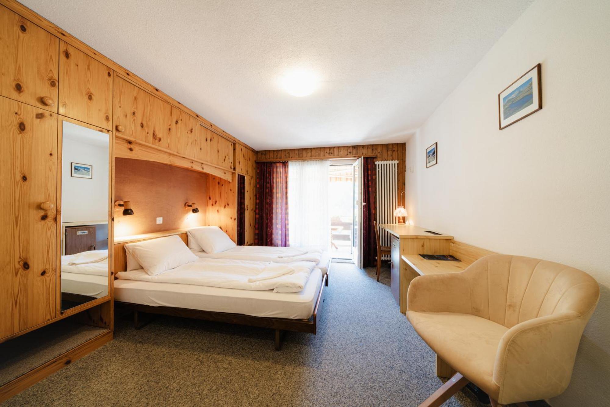 Hotel Old Jnn クロスタース エクステリア 写真